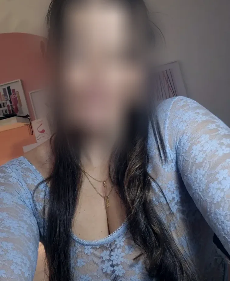 Elif, 33