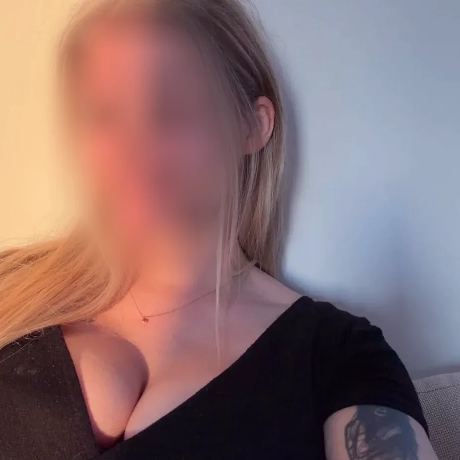 Merle, 25
