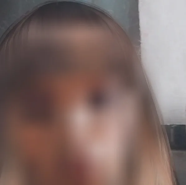 Nadine, 35